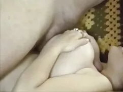 Cô Gái phim les sex mỹ đẹp làm ướt quần. Ba