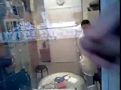 ngáp phim les set