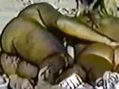Đừng có giả vờ là không thèm lớn clip phim les