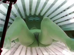 Dina Ngọc sex less hay trai từ Hungary