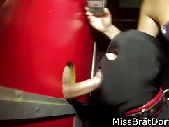 Thủ dâm phim sex les my trong phòng tắm