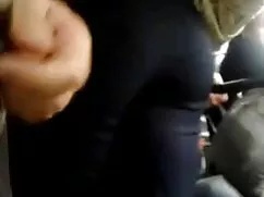 Cô gái phim se les da trắng, da đen to