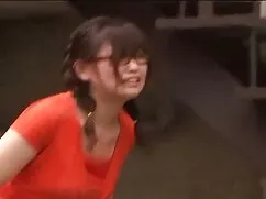 Với lucy lee lesbian lam tinh